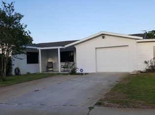 851 Edwards St NE, Palm Bay, FL 32905
