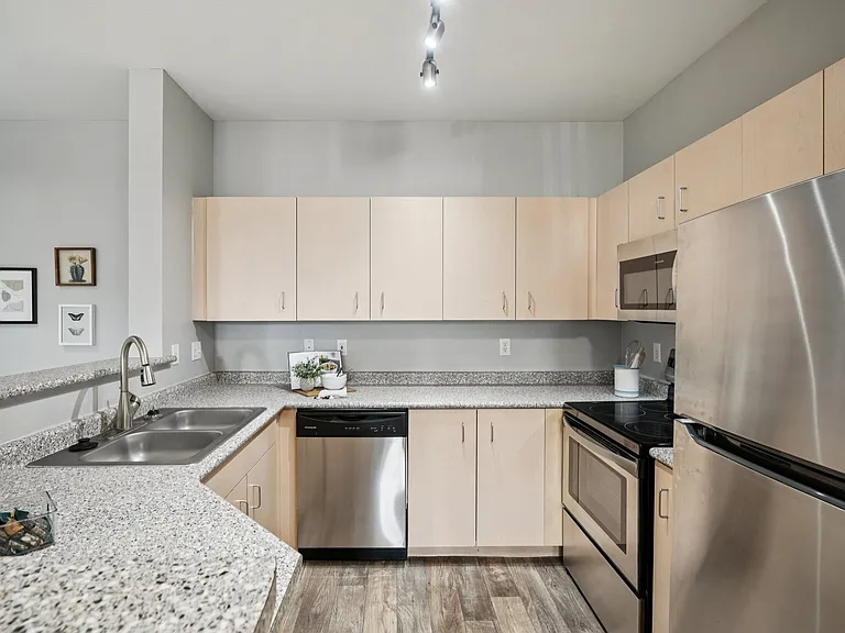 Palladia - Kitchen