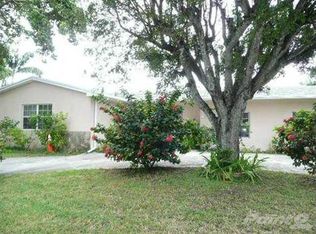19811 Bel Aire Dr, Cutler Bay, FL 33157