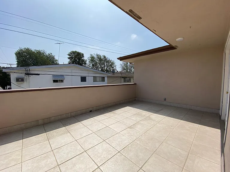 8674 Chalmers Dr — Photo 13
