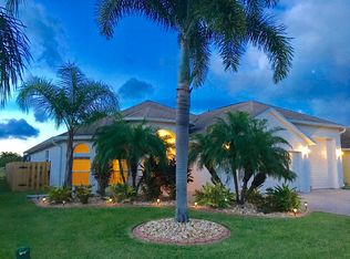1967 Auburn Lakes Dr, Rockledge, FL 32955
