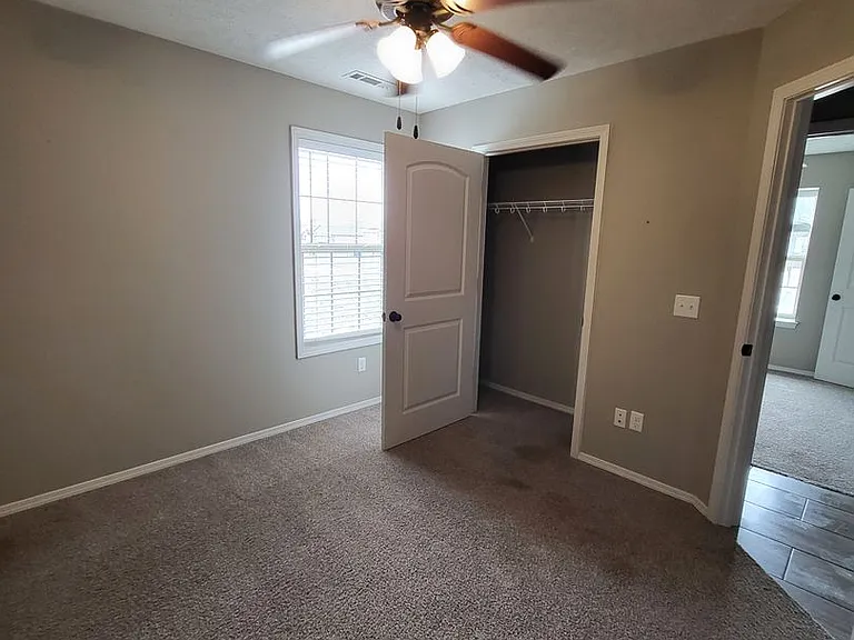 1226 Montana Pl — Photo 16
