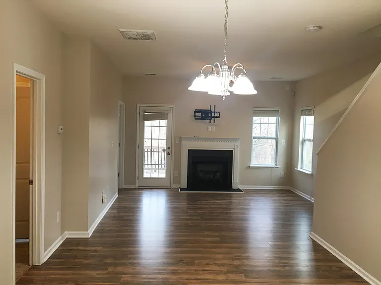10559 Bunclody Dr — Photo 2