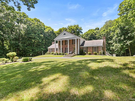 3rd image of 141 Gage Road