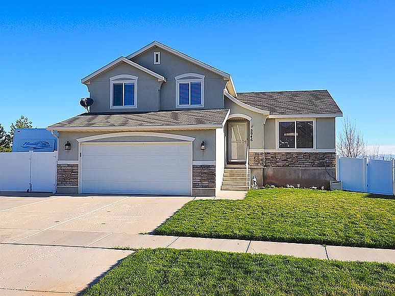 1st image of 5946 W Fragrant Ln