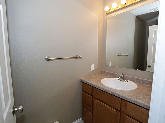 5th image of 5430 6th Ave N #5436