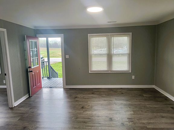 New LVP flooring throughout - no carpet!
