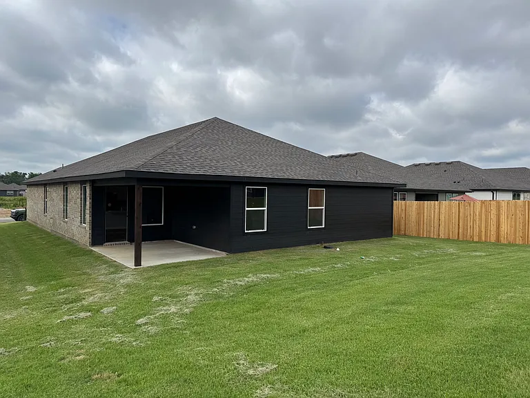 2114 E Toledo St — Photo 15