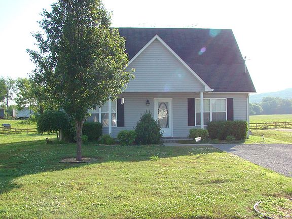 2nd image of 113 Eventine Dr