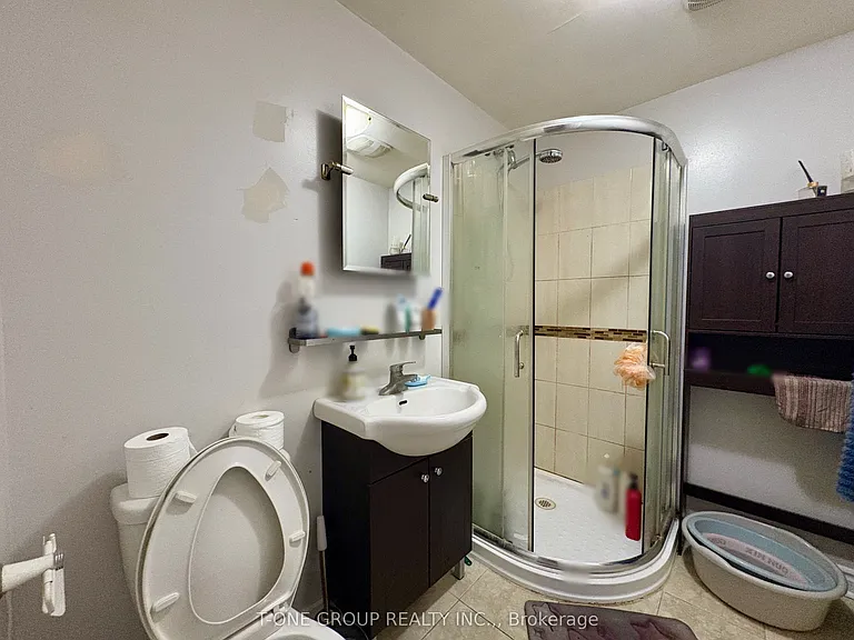 95 Dunbar Cres — Photo 18