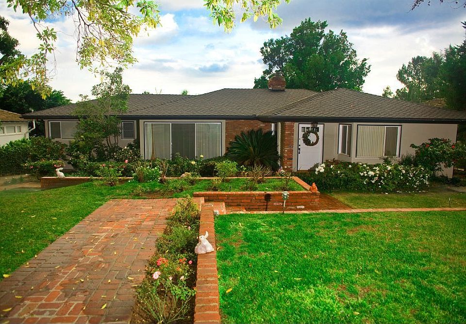 1st image of 1784 Alta Wood Dr