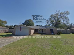 859 Belle Rose Cir, Pensacola, FL 32514