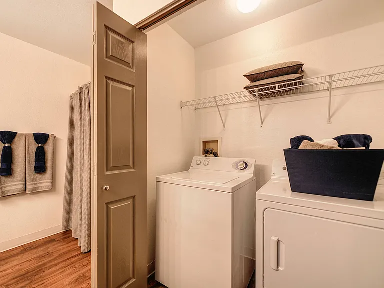 Sandpiper Washer and Dryer