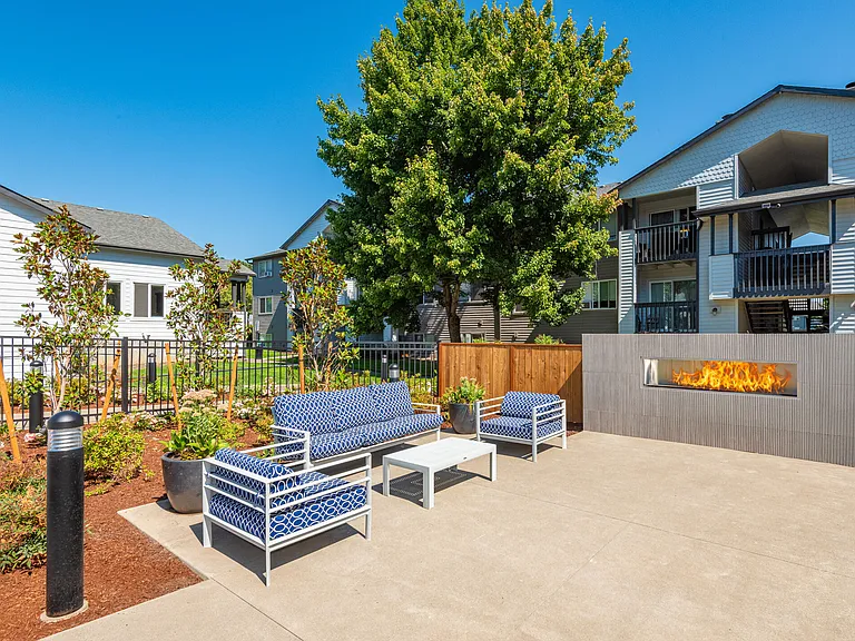 Lumina Apartments — Photo 13