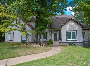 44 Calais Ct, Little Rock, AR 72223