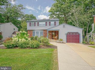 8 Lupus Ln, Sewell, NJ 08080
