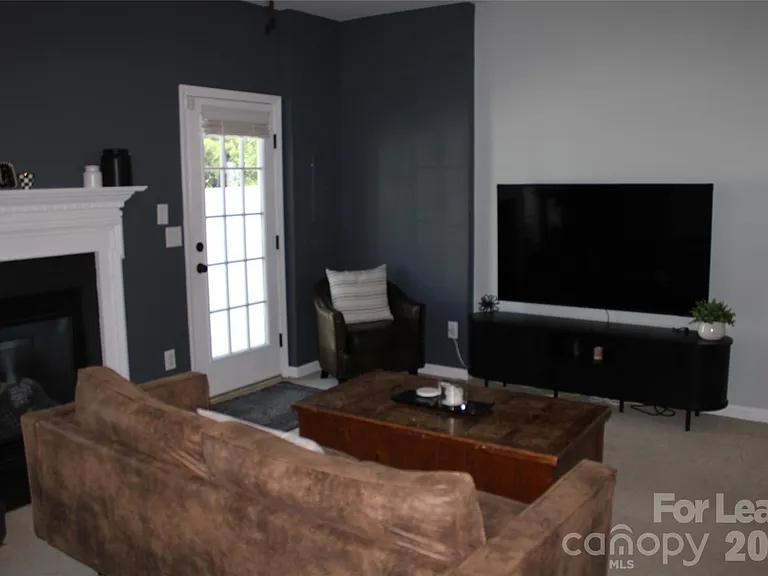 9446 Cadman Ct — Photo 9