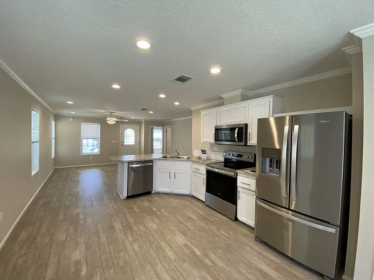 810 Concord St #235 — Photo 8