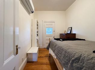 25 Boston St #II, Somerville, MA 02143