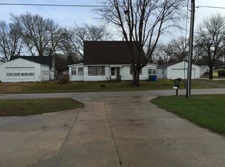 105 Leonard Ave, Evansdale, IA 50707