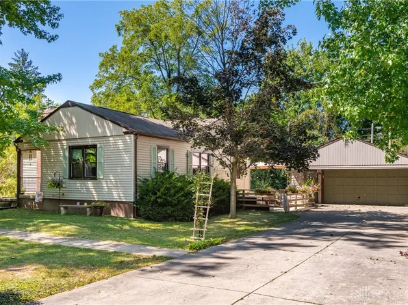 717 Woodlawn Ave, Englewood, OH 45322