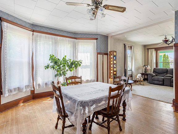 5th image of 630 Higgins Ave
