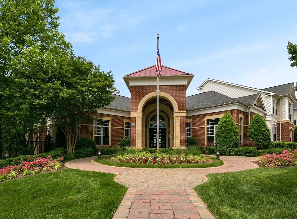 Club House & Office Entrance
