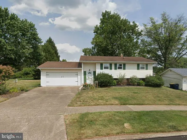 7 Heatherland Rd, Middletown, PA 17057