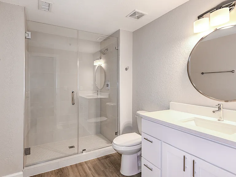 Newly Renovated Bathroom