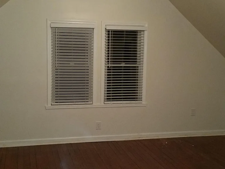 1217 Rankine Ave — Photo 49