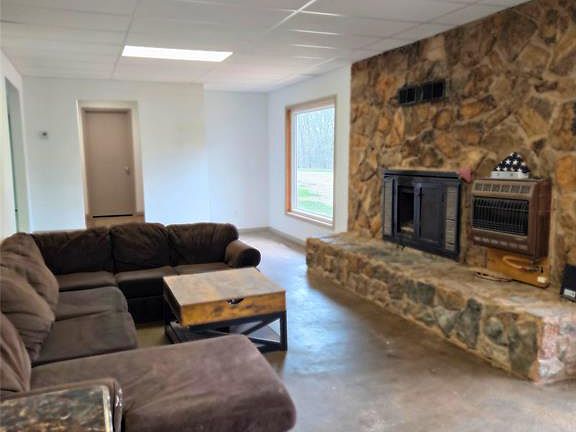 5th image of 41587 Skelly Rd