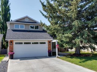 71 N Woodfern Dr SW, Calgary, AB T2W 4L9