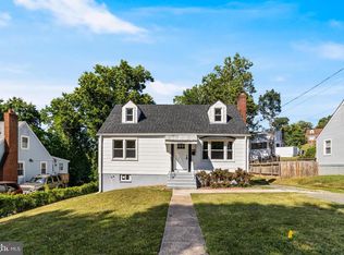 109 S Huron Dr, Oxon Hill, MD 20745