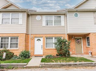11 Hanna Ln, Morgantown, WV 26505