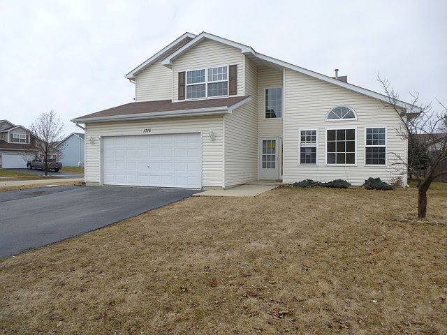 1st image of 1715 Parkside Dr