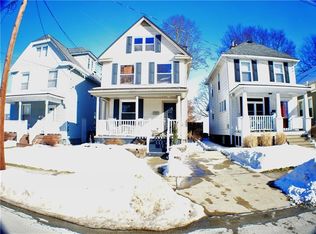 126 N Milton St, Zelienople, PA 16063