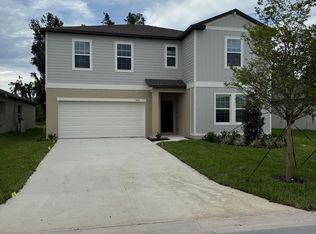 1809 Tropical Oasis Ave, Plant City, FL 33565