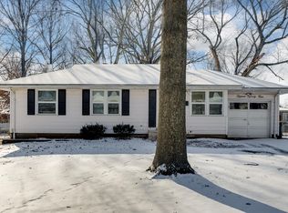 1524 Fathom Dr, Saint Louis, MO 63137
