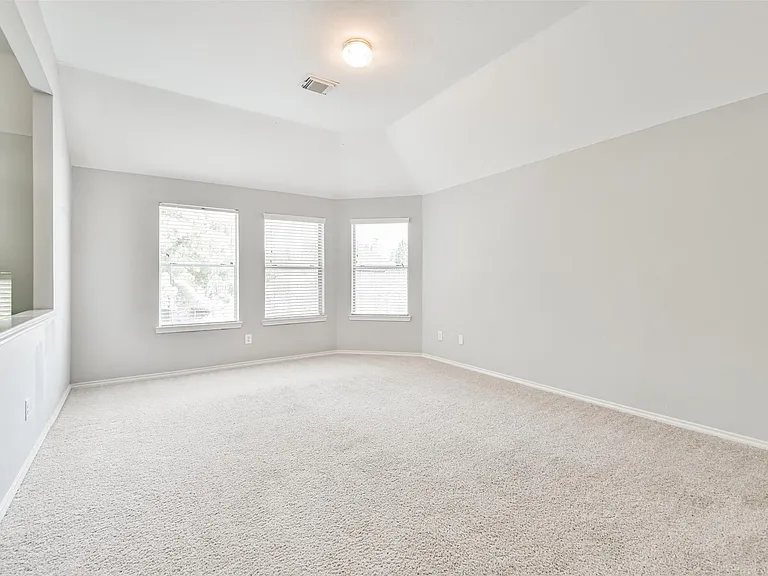 18802 Half Volley Cir — Photo 37