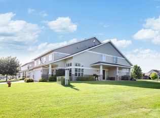 6925 99th Street Ct, Cottage Grove, MN 55016