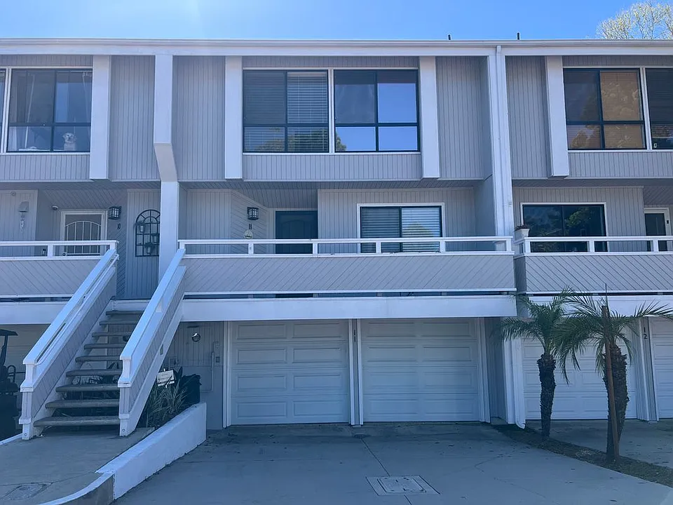 11 Baruna Ct #55