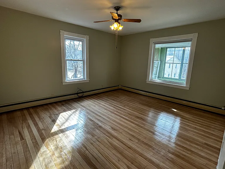 31 Cogswell St #2 — Photo 3