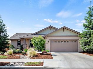 6357 W Perez Ave, Visalia, CA