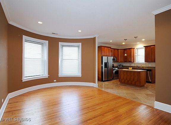 5th image of 4623 N Beacon St APT 2N