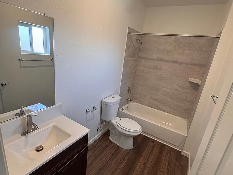 1326 S Santa Fe St — Photo 33