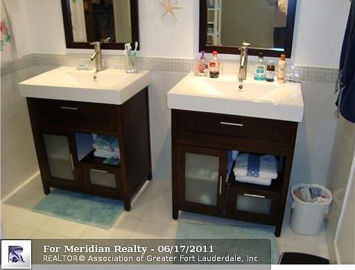 4th image of 529 E Sheridan St #4081