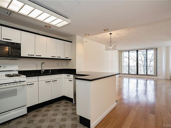 5th image of 50 E Hartsdale Ave APT 2F