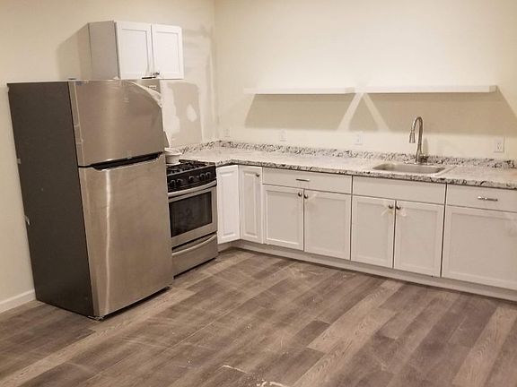 2nd image of 24 Tremont St #2