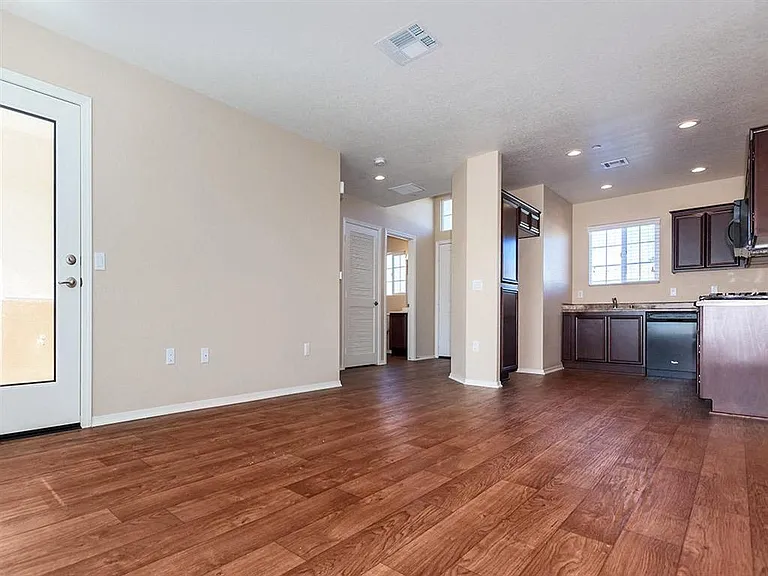 Heritage II Luxury Senior Apts — Photo 35