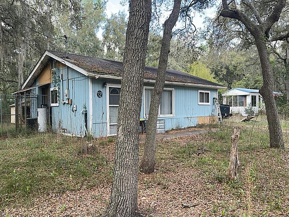 3rd image of 385 NE 441st Ave